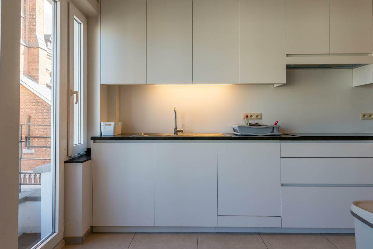 Modern Apartment With Free Parking Oostende Ngoại thất bức ảnh